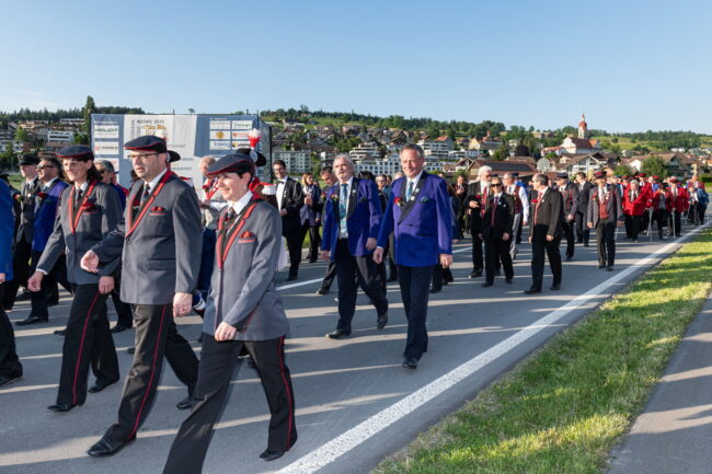 Veteranenehrung des LKBV am Luzerner Kantonal Musiktag Ruswil