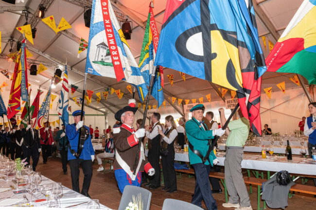 Veteranenehrung des LKBV am Luzerner Kantonal Musiktag Ruswil