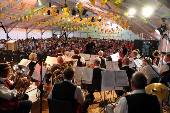 Veteranenehrung des LKBV am Luzerner Kantonal Musiktag Ruswil